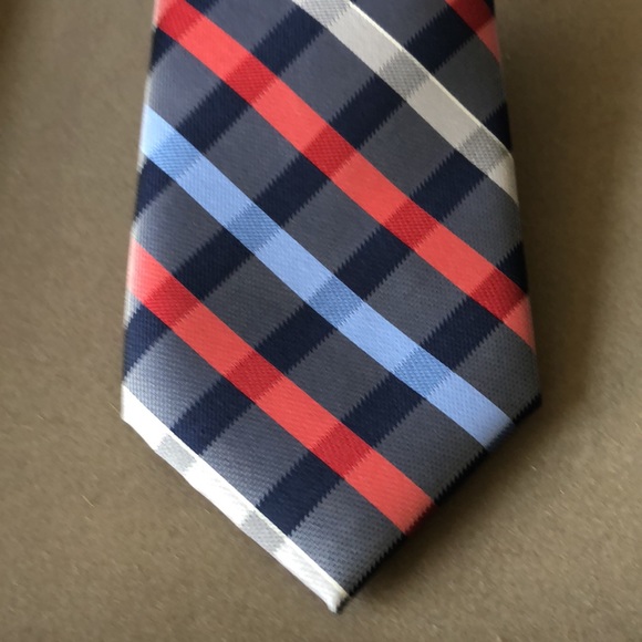 Mens silk plaid Chaps silk tie - Picture 2 of 3